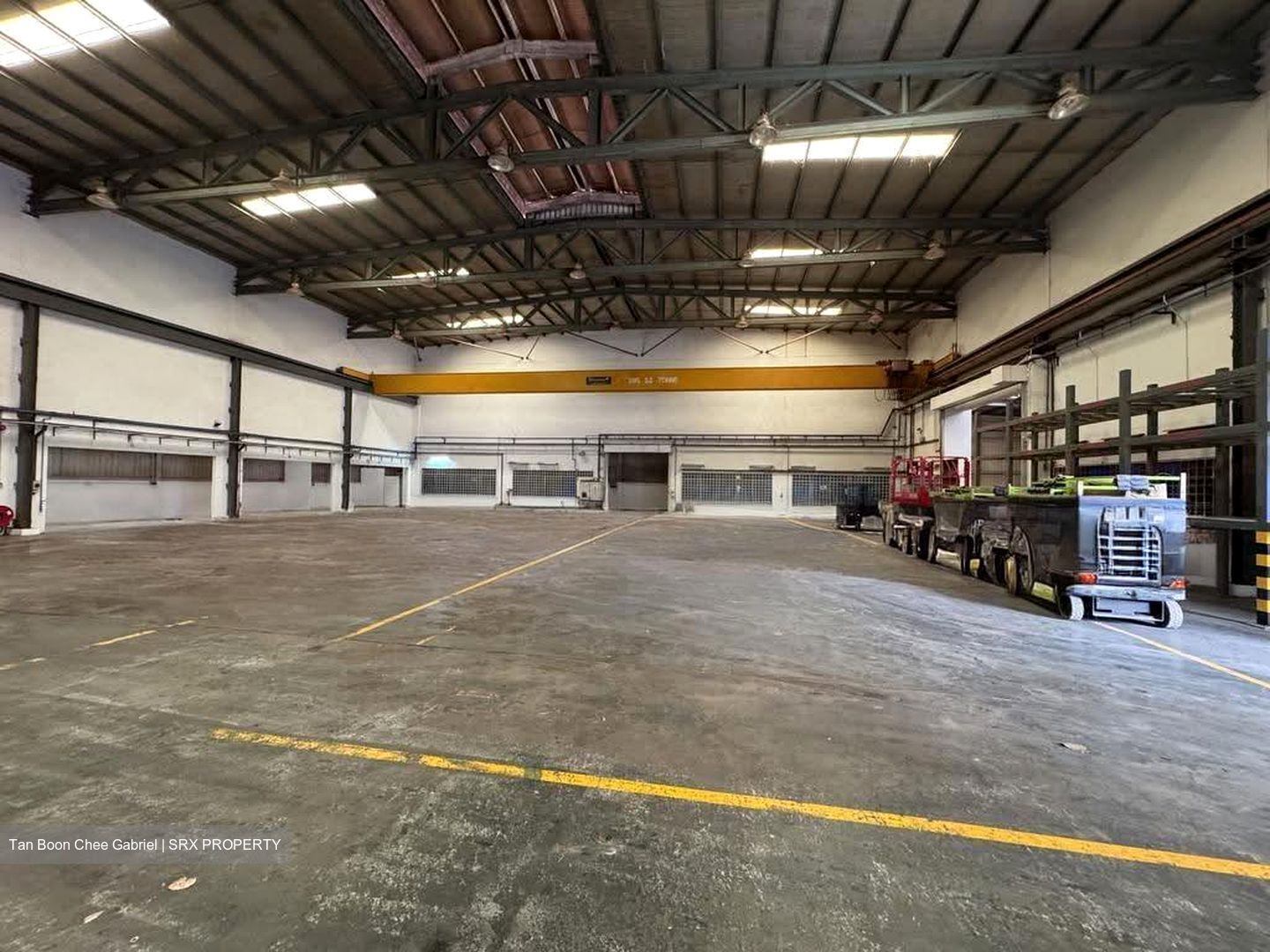 Tuas Avenue 11 (D22), Factory #627565181